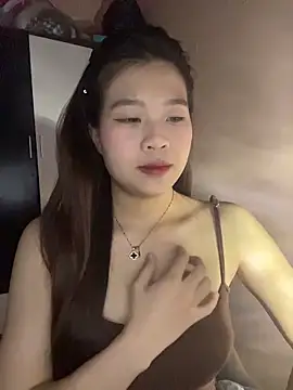 Bae1103  online show from 12-14-25, 05:40