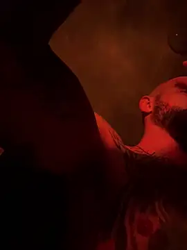 kingNQueen1211 online show from 04-10-26, 09:38