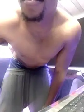 Snapshot of BananaStillDicksy chatting on 01-14-26, 08:34 BananaStillDicksy online show from 01-14-26, 08:34