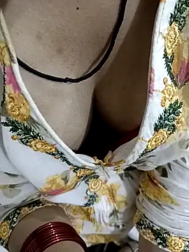 BEST-LOVER-1 online show from 04-11-26, 07:17