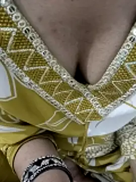 Snapshot of BEST-LOVER-1 chatting on 03-01-26, 07:36 BEST-LOVER-1 online show from 03-01-26, 07:36