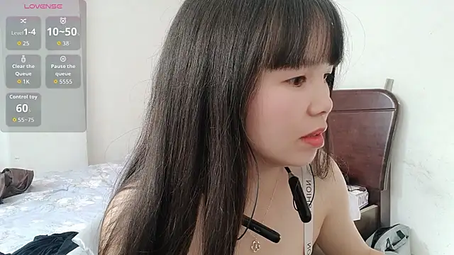 summerxiaojiejie online show from 12-19-25, 01:20