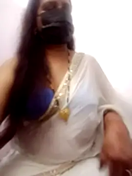 Snapshot of kusbu0077 chatting on 02-18-26, 04:21 kusbu0077 online show from 02-18-26, 04:21