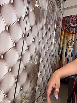 butterflyslay online show from 03-12-26, 04:11