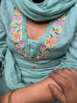 butterflyslay online show from 02-21-26, 02:13