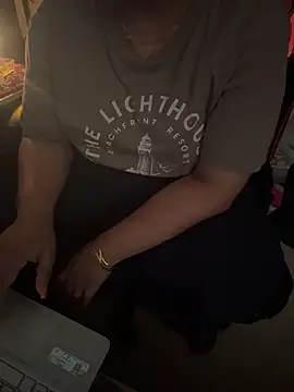 butterflyslay online show from 04-19-26, 02:56