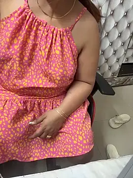 butterflyslay online show from 04-06-26, 06:47