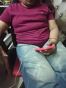 butterflyslay online show from 04-13-26, 04:22