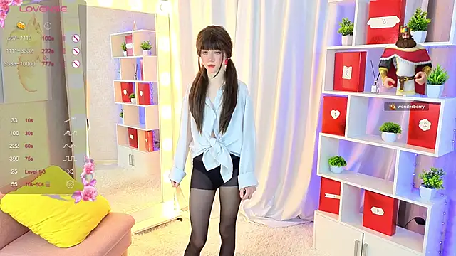 ViollaBloom online show from 02-19-26, 02:19