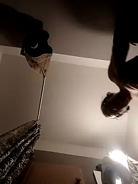 Snapshot of Olivassl22 chatting on 04-07-26, 06:21 Olivassl22 online show from 04-07-26, 06:21