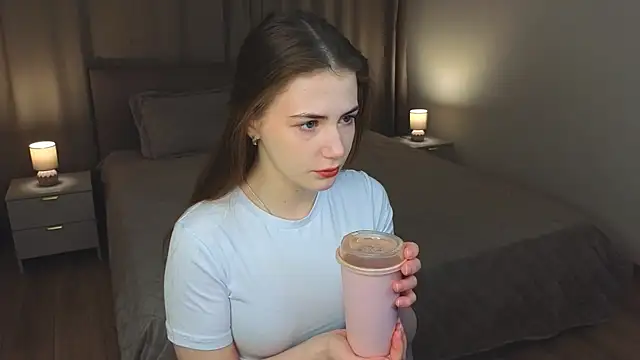 LouieRemeder online show from 12-22-25, 04:12