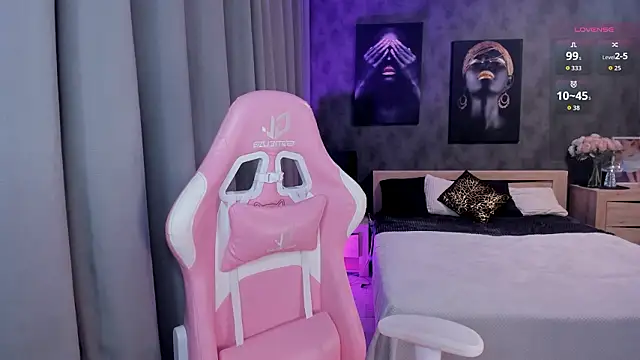 LanaMiracle online show from 02-08-26, 04:21