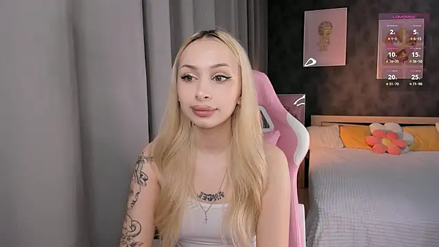 LanaMiracle online show from 03-02-26, 05:08