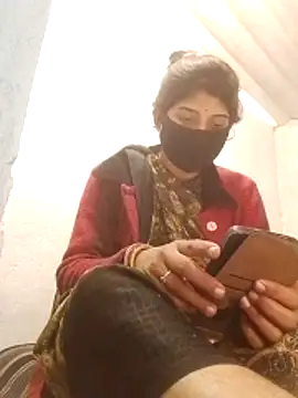 Aaisha 01 online show from 12-22-25, 05:40