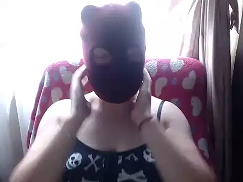 Snapshot of 666maskgirl chatting on 07-01-26, 05:13 666maskgirl online show from 07-01-26, 05:13