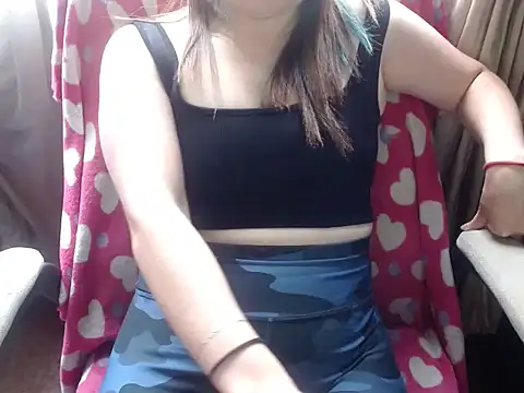 Snapshot of 666maskgirl chatting on 07-14-26, 05:30 666maskgirl online show from 07-14-26, 05:30