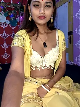 Snapshot of Sweet-priyaa chatting on 05-09-26, 09:12 Sweet-priyaa online show from 05-09-26, 09:12