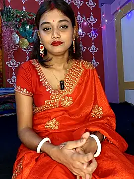 Snapshot of Sweet-priyaa chatting on 05-15-26, 08:56 Sweet-priyaa online show from 05-15-26, 08:56