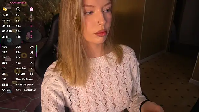 MollyyMayy online show from 05-11-26, 02:46