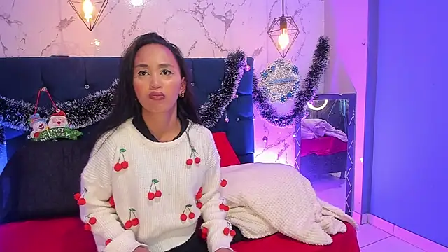 Snapshot of Seleny_fitness1 chatting on 12-15-25, 11:16 Seleny fitness1 online show from 12-15-25, 11:16