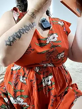 Divine Pouvoir online show from 01-06-26, 04:00