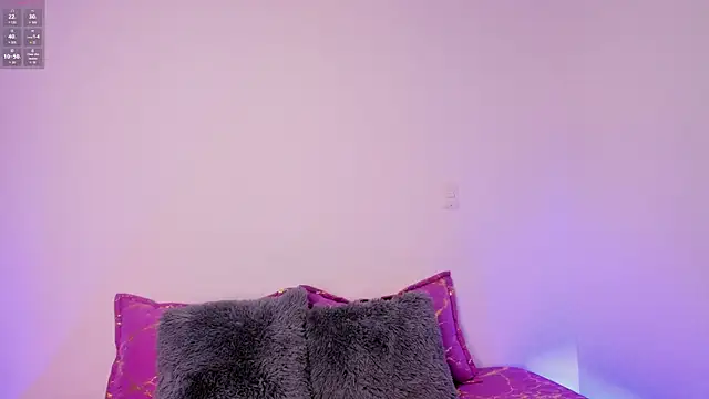 Snapshot of Lilicopper___ chatting on 12-18-25, 02:38 Lilicopper online show from 12-18-25, 02:38