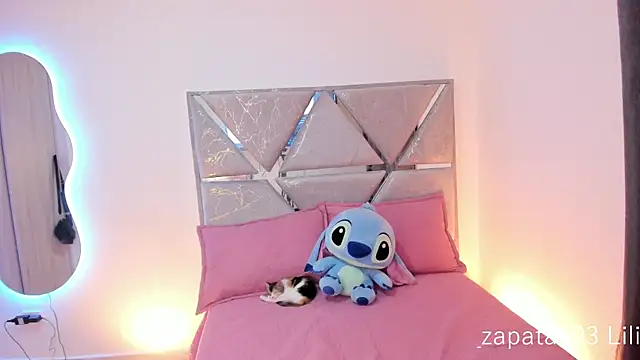 Lilicopper    online show from 05-16-26, 01:48