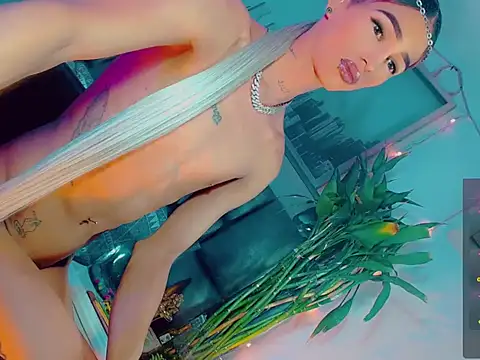 agathaferrer3 online show from 04-11-26, 12:29