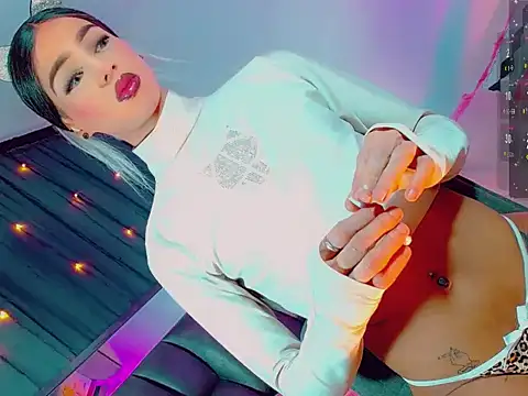 agathaferrer3 online show from 02-21-26, 09:50