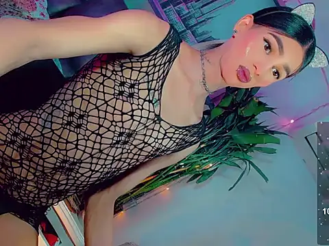 agathaferrer3 online show from 03-28-26, 04:13