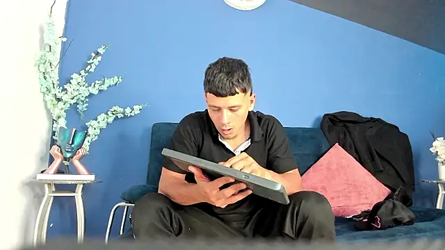 MagnusKnight  online show from 02-16-26, 06:17