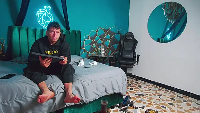 MagnusKnight  online show from 01-09-26, 12:01