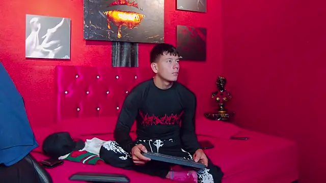 MagnusKnight  online show from 01-12-26, 12:45