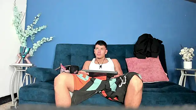 MagnusKnight  online show from 02-18-26, 02:24