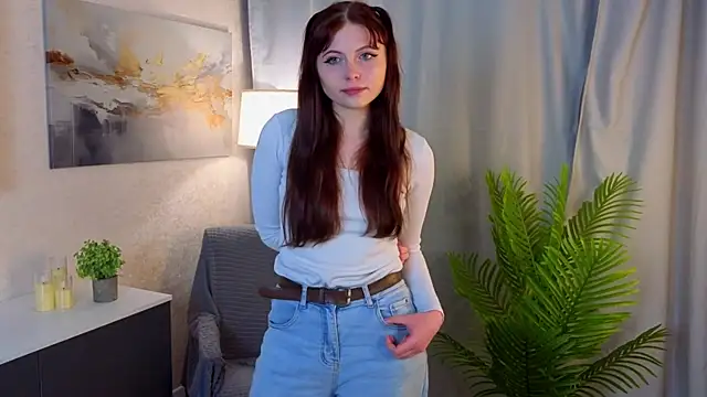 GinnyGowey online show from 12-20-25, 04:21