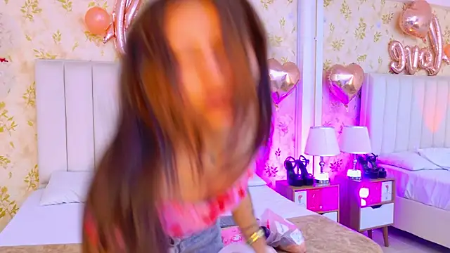 Snapshot of Celeste_Clarke chatting on 02-11-26, 08:31 Celeste Clarke online show from 02-11-26, 08:31