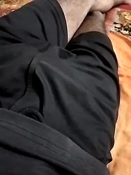 Lovegirls1818 online show from 12-15-25, 06:08