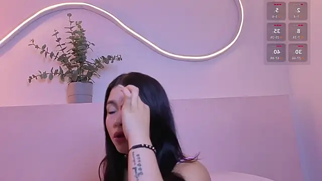 kylie river online show from 05-31-26, 01:50