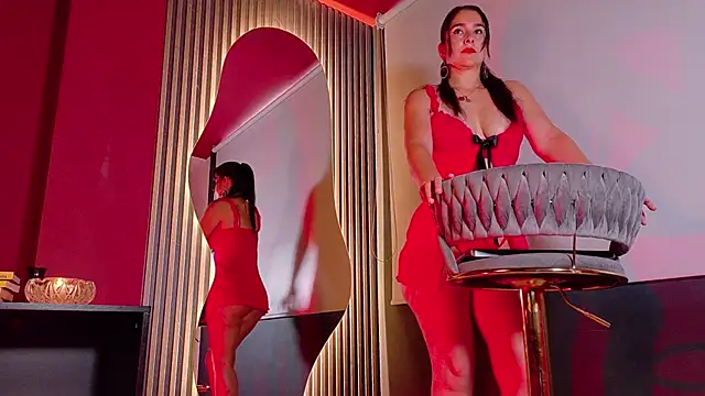 Snapshot of Sunny_River chatting on 12-18-25, 12:20 Sunny River online show from 12-18-25, 12:20