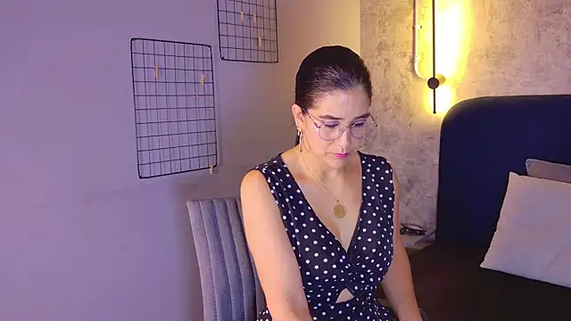 Sunny River online show from 06-17-26, 01:21