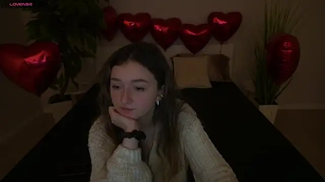 CyrenaLuxe online show from 02-09-26, 05:00