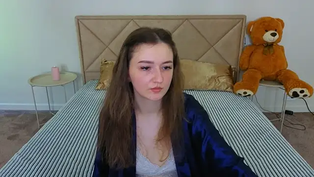 CyrenaLuxe online show from 05-03-26, 11:58