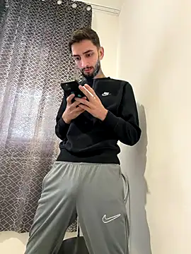 Juliann69Ramiro online show from 01-09-26, 09:27