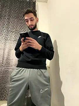 Juliann69Ramiro online show from 01-08-26, 03:18