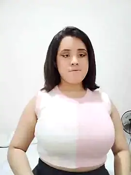 Missnia online show from 04-08-26, 01:12