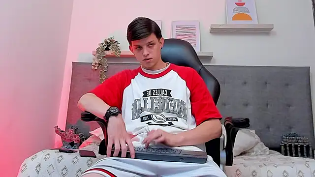 sebastamayo  online show from 03-04-26, 08:00