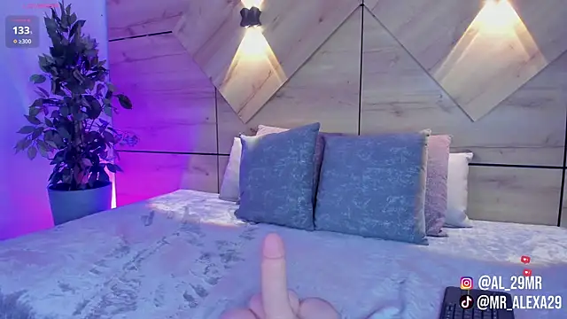 sussan fox  online show from 01-10-26, 07:42