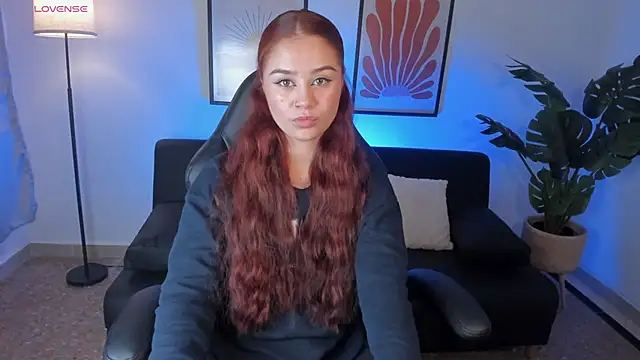 Amelia Saenz  online show from 05-08-26, 08:23
