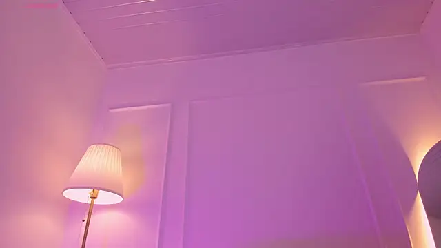 Amelia Saenz  online show from 01-08-26, 01:00