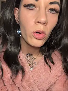 Snapshot of dein_traumchen chatting on 02-09-26, 10:13 dein traumchen online show from 02-09-26, 10:13